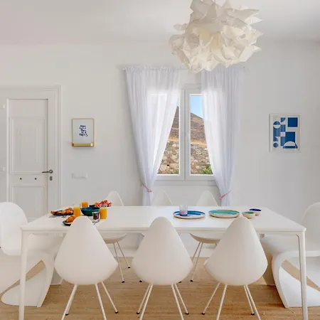 Villa Lilak Finikas (Syros)